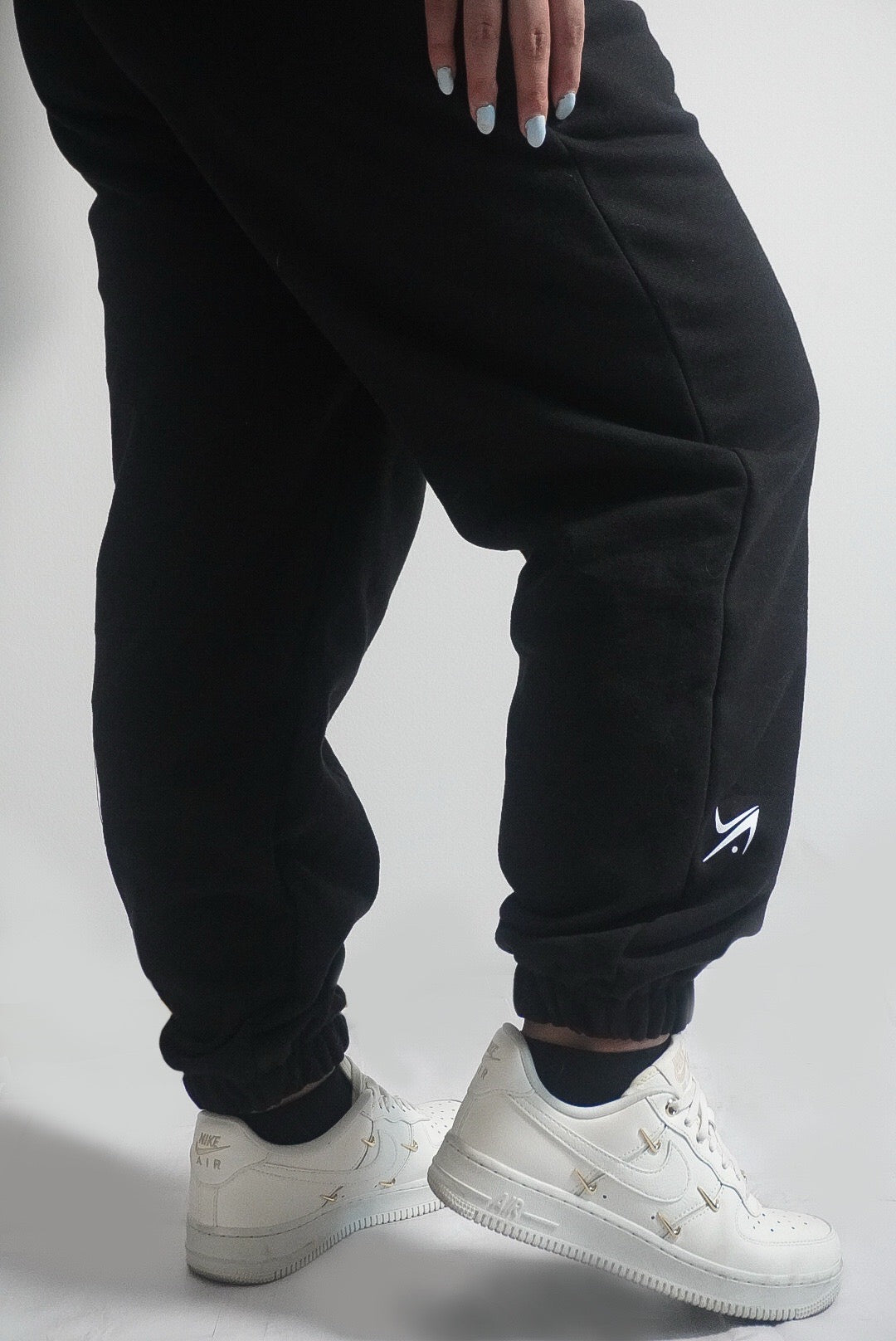 Jogger Oversize Negro Tokio Haru