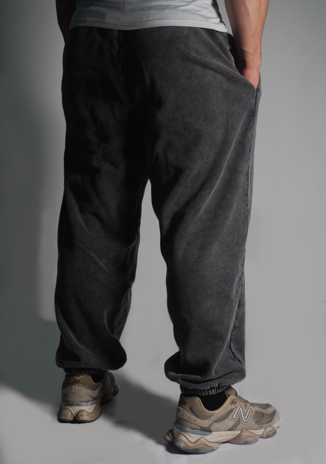 Jogger oversize acid wash bota resorte