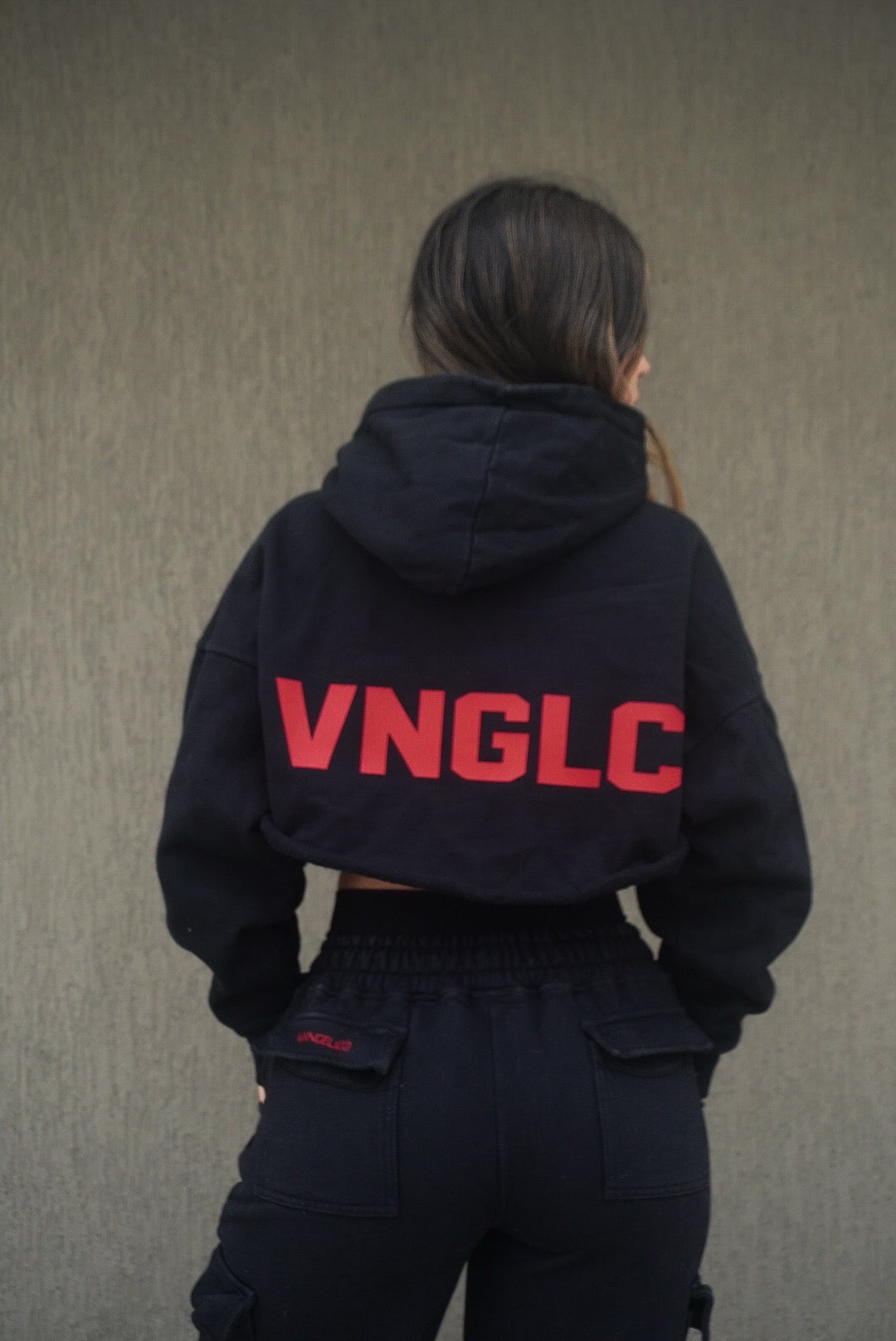 Hoodie Cropped 400 GSM – Edición VNGLC