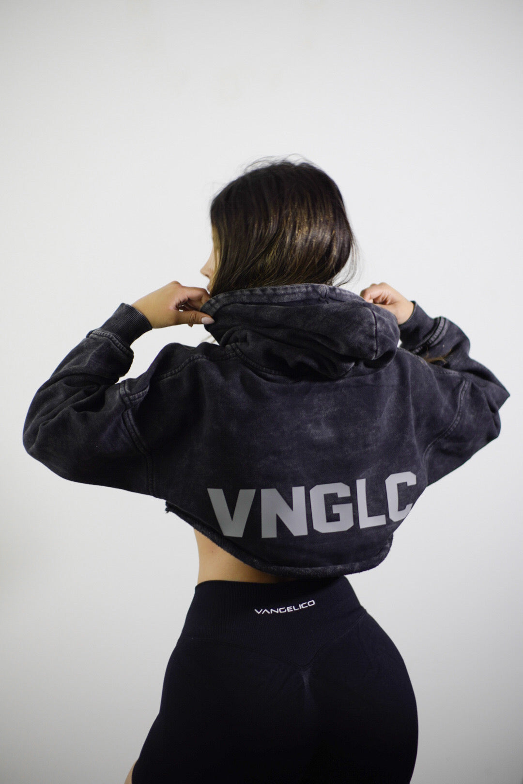 Hoodie Cropped 400 GSM – Edición VNGLC