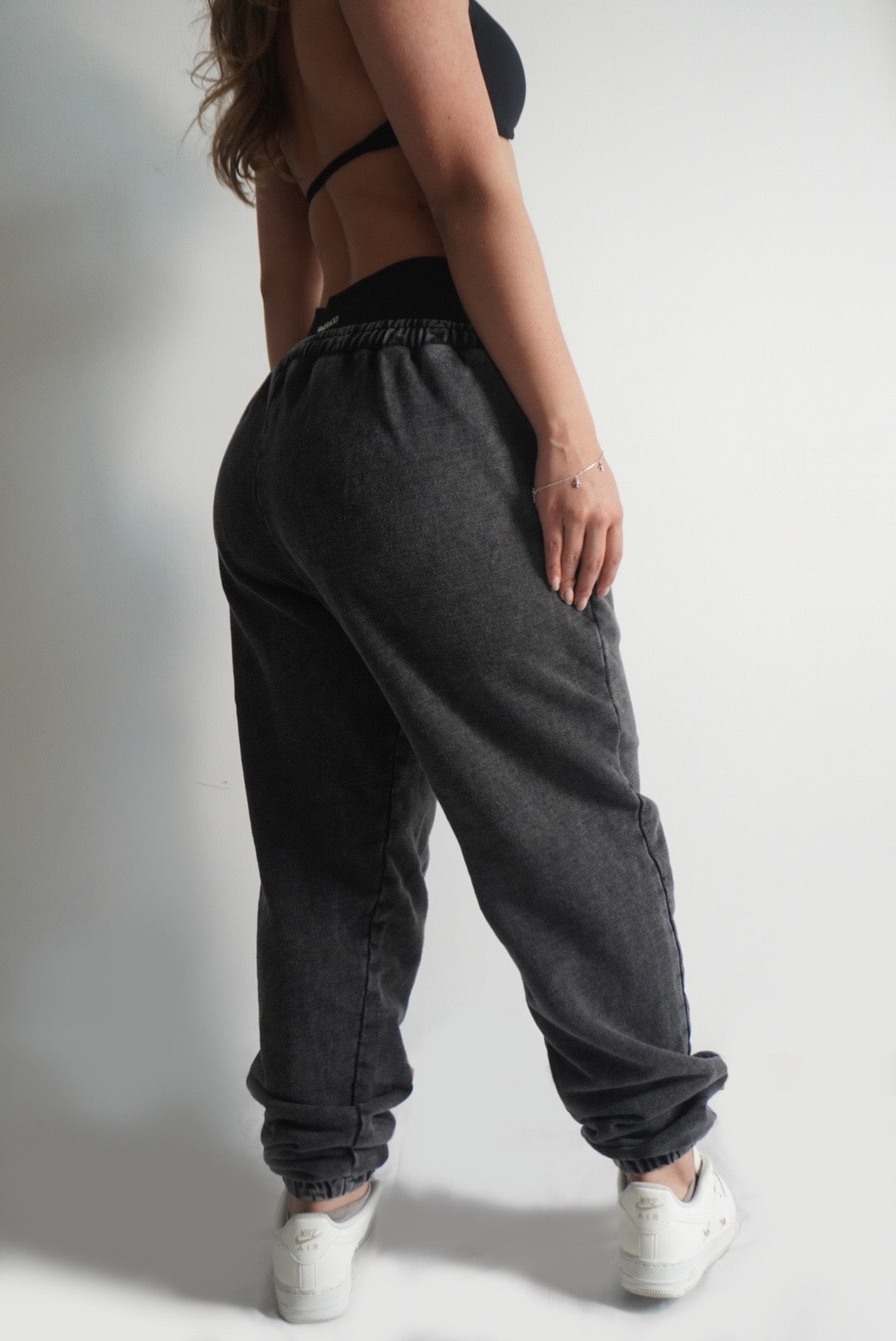Jogger Gris oscuro Oversize Acid Wash