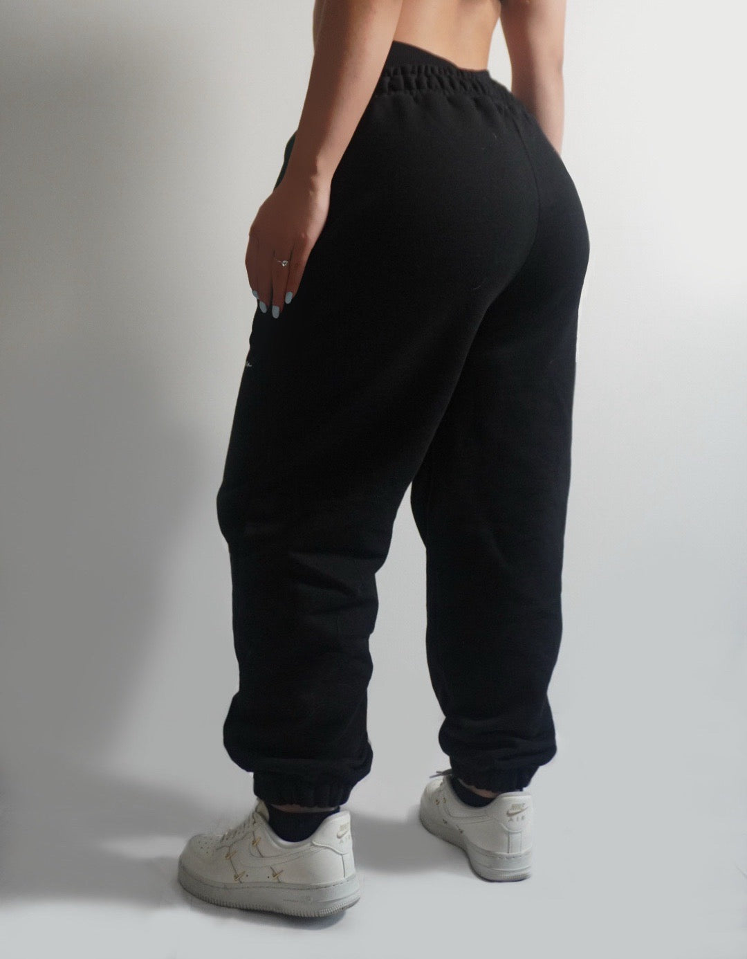 Vangelico Basics / Jogger Oversize negro 400gr