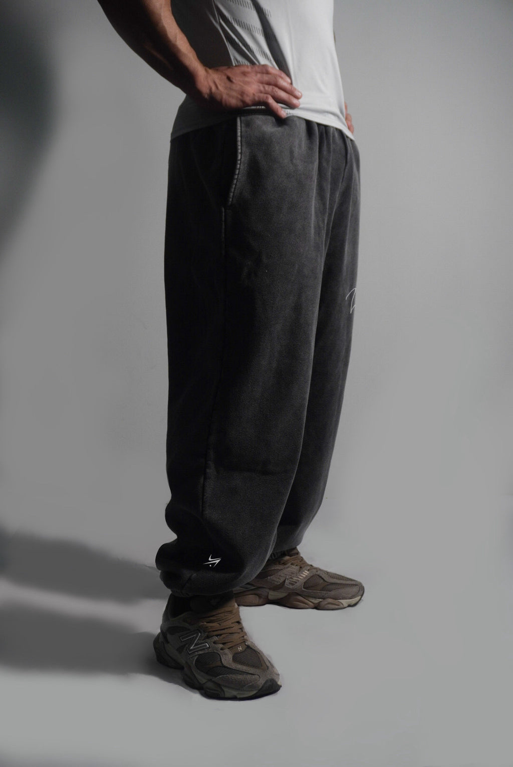 Jogger oversize acid wash bota resorte