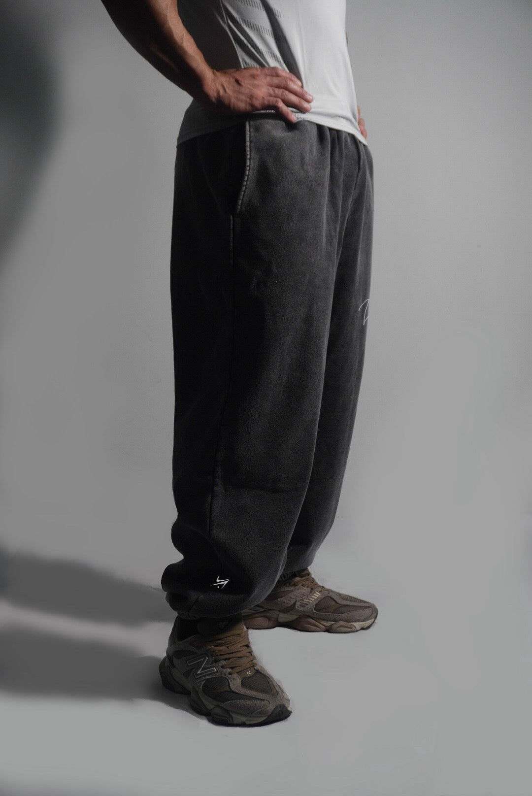 Jogger oversize acid wash bota resorte