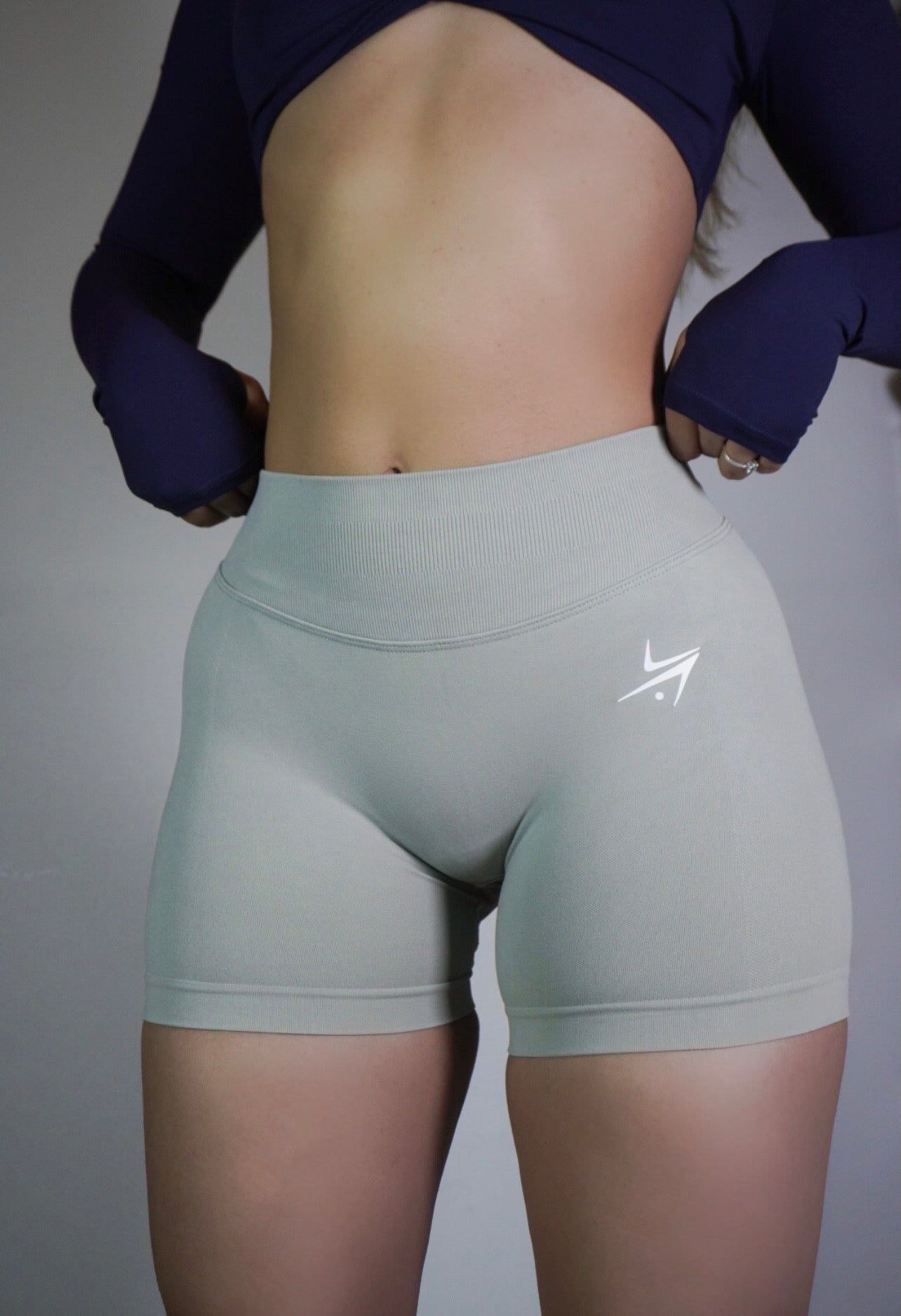 Vangelico Basics / Shot Push-up en V
