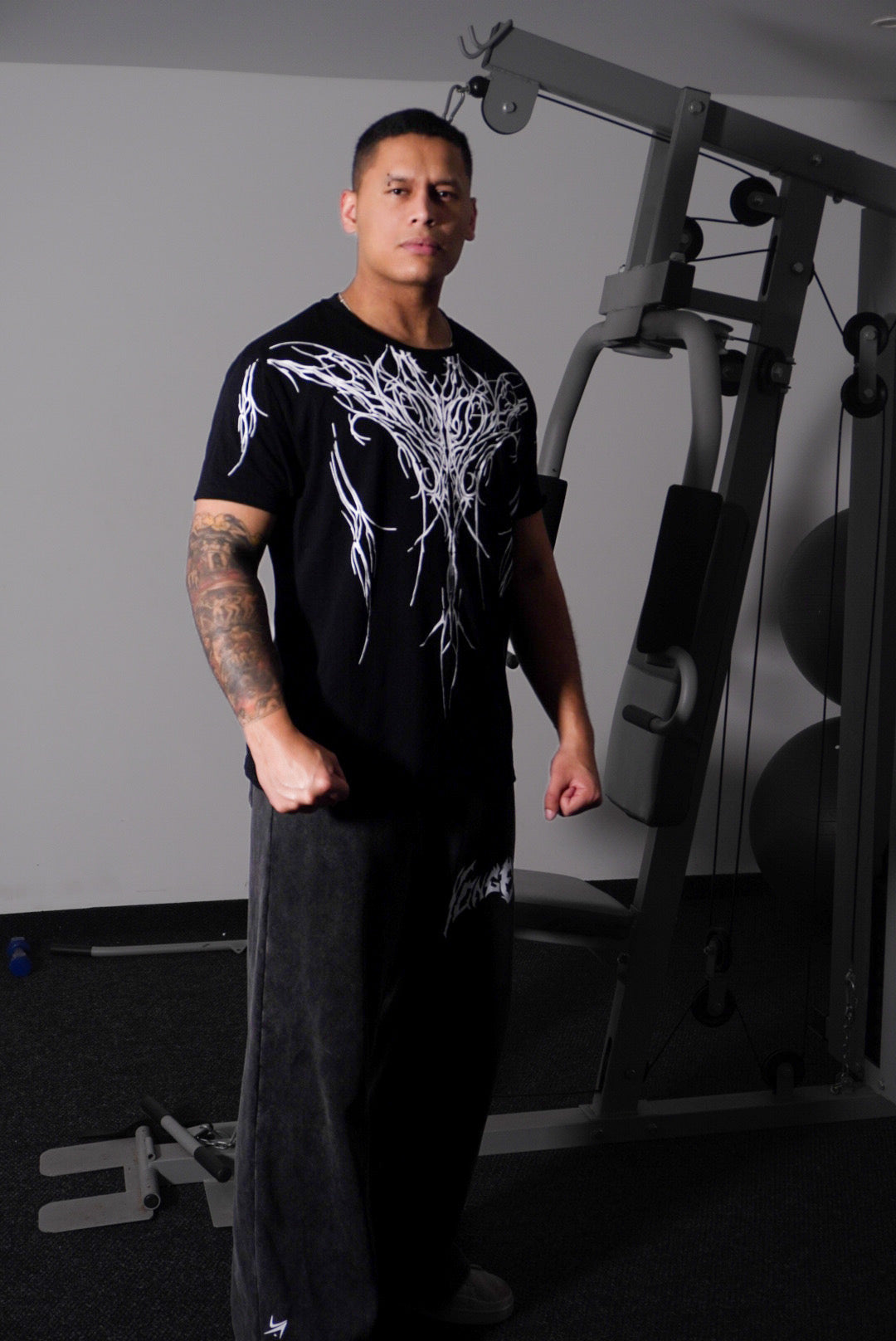CAMISETA OVERSIZE AURA DARK